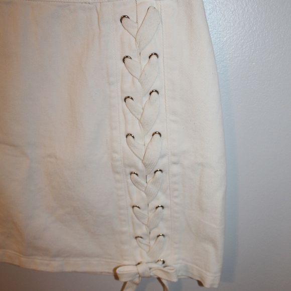 White Denim Skirt - Picture 2 of 3